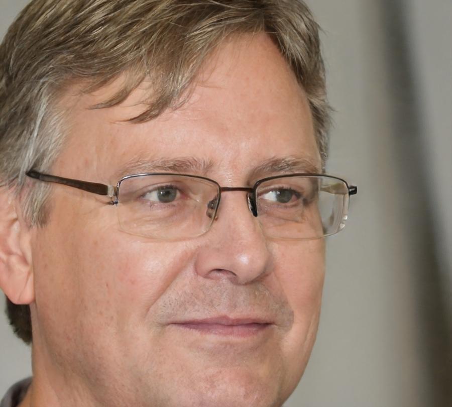 Tomasz Kowalczyk, Senior Budget Analyst at darynthos